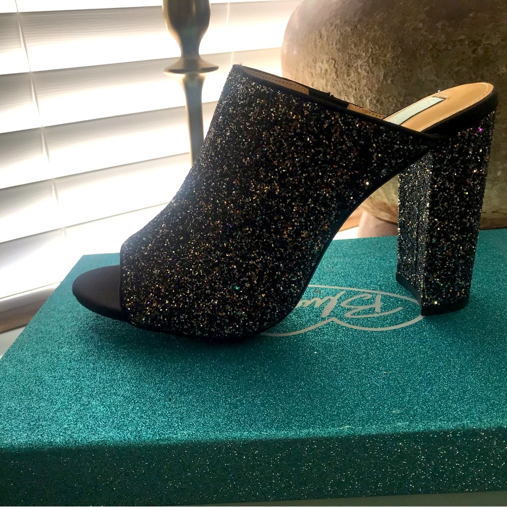 Betsey Johnson Black with Glitter Mule